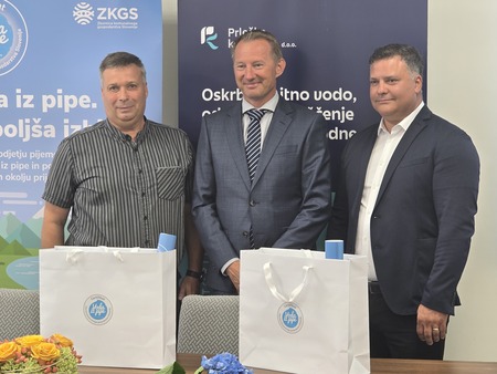 Podpis certifikata Voda iz pipe (1)